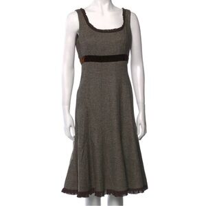 Michael kors Virgin Wool knee length dress sz 0
